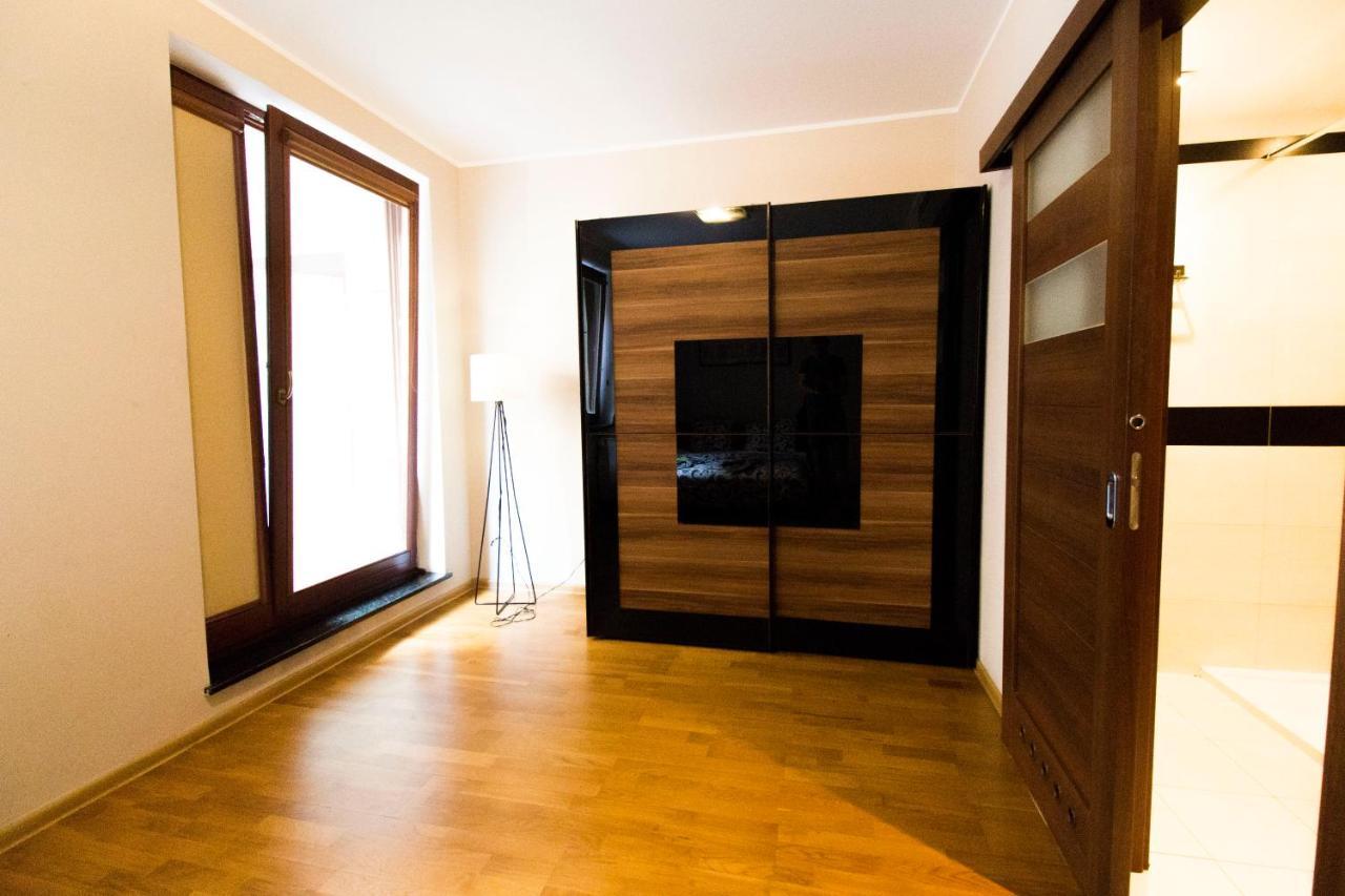 Happy Apartments - Just In Center Βρότσλαβ Εξωτερικό φωτογραφία