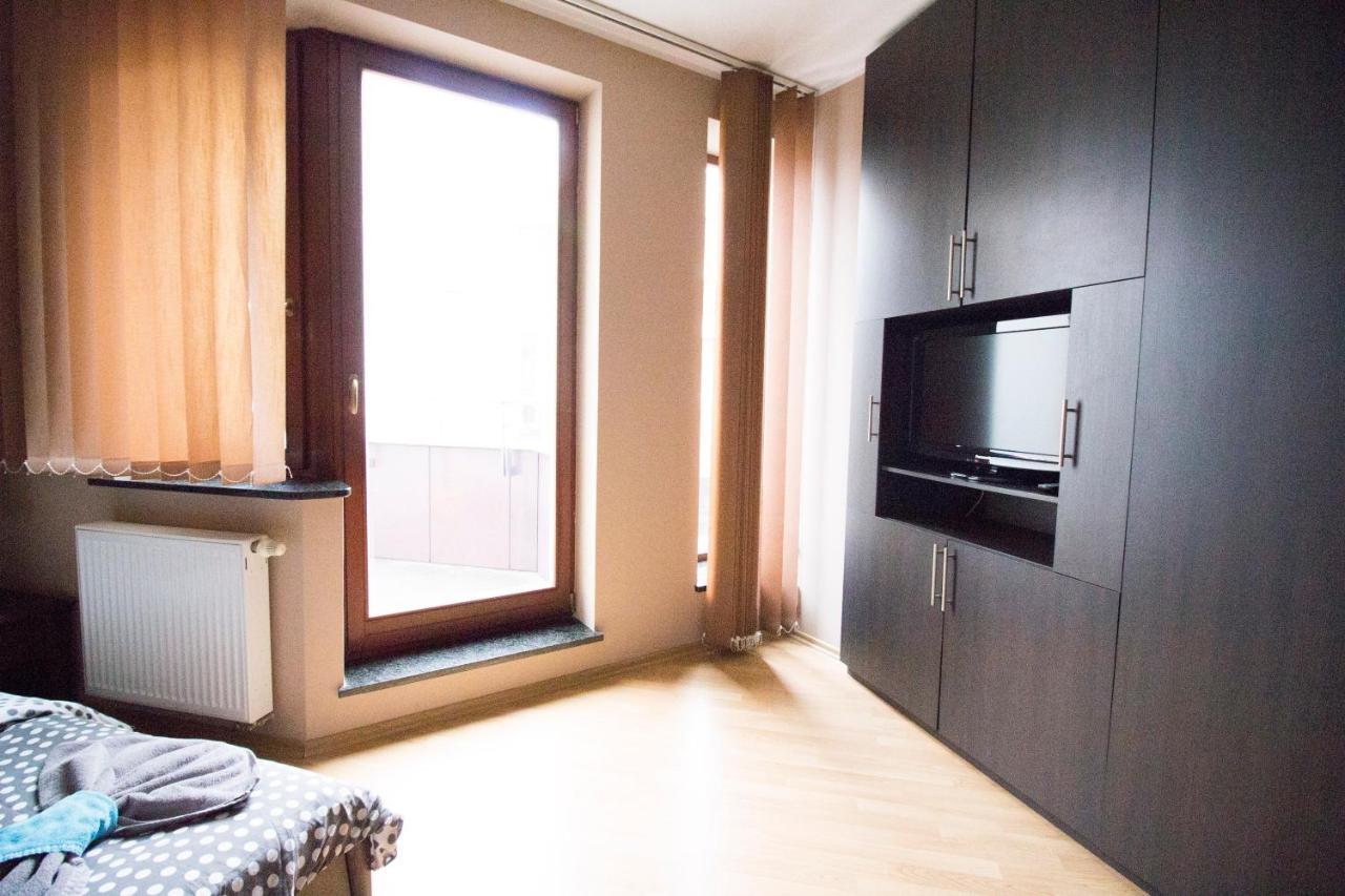 Happy Apartments - Just In Center Βρότσλαβ Εξωτερικό φωτογραφία